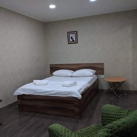 Lagaza'S Home Pekini Tbilisi Luaran gambar